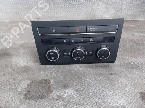 Used Climate control SEAT LEON (5F1) 1.6 TDI (105 hp) 24081561