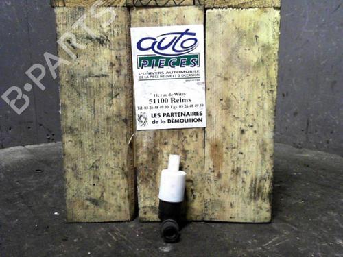 Used Washer pump RENAULT MEGANE II Coupé-Cabriolet (EM0/1_) 1.9 dCi (120 hp) 24066602