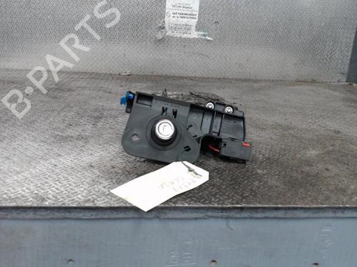 Used Tailgate handle Tailgate handle 24088624 24088624