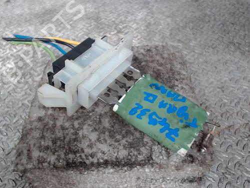 Used Heater resistor Heater resistor OPEL TIGRA TwinTop (X04) 1.4 (R97) (90 hp) 24077842 24077842