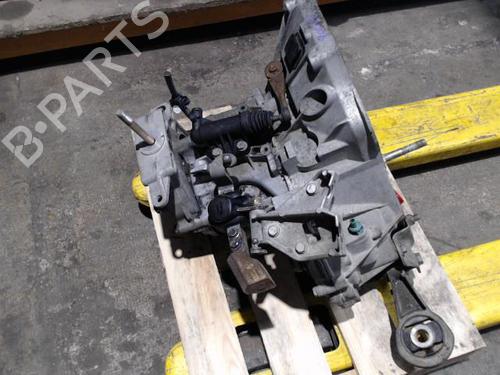 Used Gearbox LANCIA YPSILON (843_) 1.3 JTD (843.AXD11, 843.AXD1A) (70 hp) 24087579