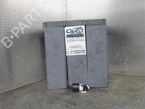 Used Washer pump RENAULT MEGANE IV Hatchback (B9A/M/N_) 1.2 TCe 100 (B9MS) (100 hp) 24078628