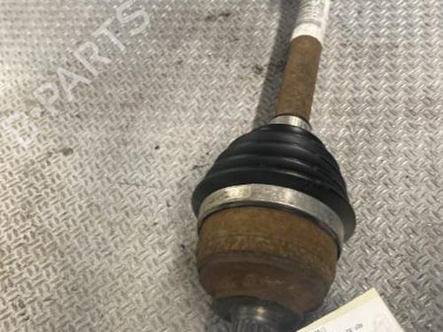 Left front driveshaft DACIA SANDERO II 1.5 Blue dCi 95 (B8JL) | BP24100727M38 