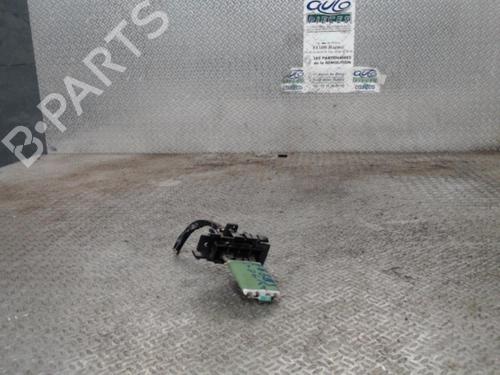 Used Heater resistor PEUGEOT EXPERT Van (VF3A_, VF3U_, VF3X_) 1.6 HDi 90 8V (90 hp) 24081334