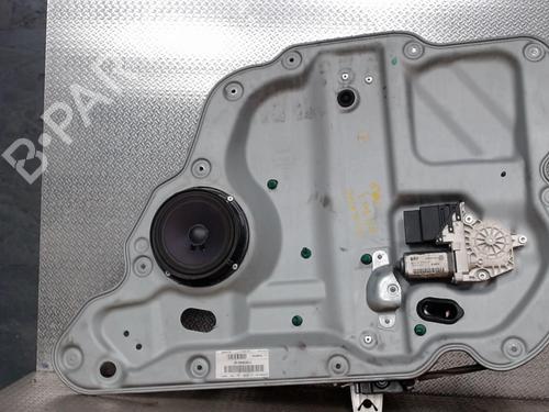 Rudehejsemekanisme Højre bagtil VW TOURAN (1T1, 1T2) 2.0 TDI 16V (140 hp) 24078171