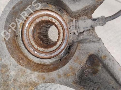 Used Left front steering knuckle Left front steering knuckle RENAULT SCÉNIC II (JM0/1_) 1.5 dCi (JM1E, JM16) (106 hp) 34105877 34105877