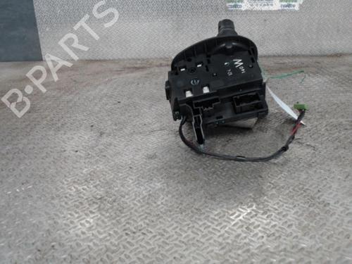 Used Steering column stalk RENAULT SCÉNIC II (JM0/1_) 1.5 dCi (JM02, JM13) (101 hp) 24081385