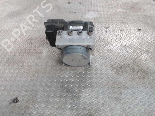 Used ABS pump FIAT FIORINO Box Body/MPV (225_) 1.3 D Multijet (225BXD1A, 225BXB1A, 225BXB11) (75 hp) 30483470