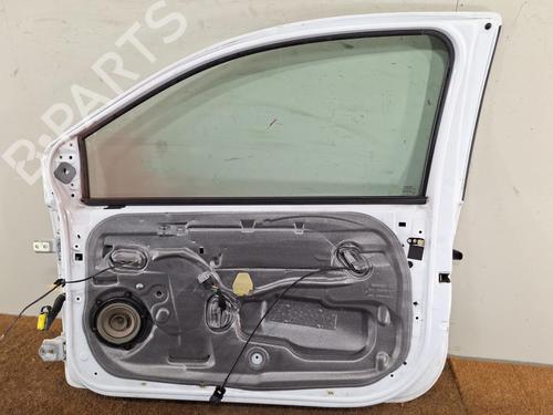 right-front-door-renault-twingo-ii-cn0_-2007-32633249 main image