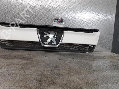 Used Grille PEUGEOT BOXER Van (244) 2.0 HDi (84 hp) 24092222