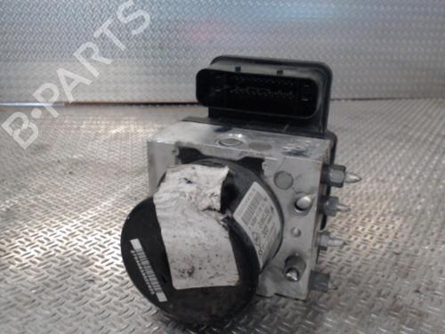 Used ABS pump RENAULT MEGANE III Hatchback (BZ0/1_, B3_) 1.6 dCi (BZ00, BZ12, BZ13) (130 hp) 30483440
