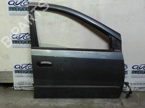 Used Right front door NISSAN ALMERA TINO (V10) 2.2 dCi (112 hp) 24070548
