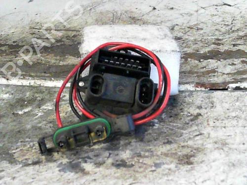 Varmeblæsermodstand NISSAN PRIMASTAR Van (X83) 2.0 dCi 90 (90 hp) 24066934