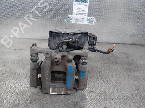 Used Right rear brake caliper Right rear brake caliper PEUGEOT 3008 II SUV (MC_, MR_, MJ_, M4_) 1.6 BlueHDi 120 (120 hp) 24077011 24077011