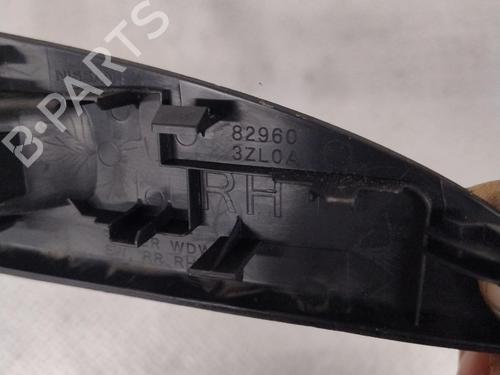 Used Right rear window switch NISSAN PULSAR Hatchback (C13) 1.5 dCi (110 hp) 25703534