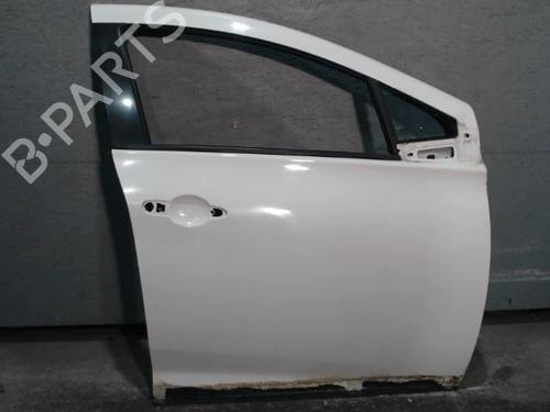 Used Right front door RENAULT ZOE (BFM_) ZOE (88 hp) 24095330