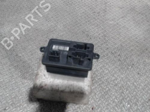 Used Heater resistor PEUGEOT 5008 II (MC_, MJ_, MR_, M4_) 1.5 BlueHDi 130 (MCYHZJ, MCYHZR, MCYHZX) (131 hp) 24101971