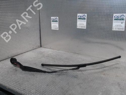 Used Front windshield wiper arm Front windshield wiper arm 37596049 37596049