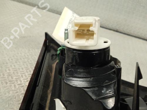 left-tailgate-light-citroen-c4-picasso-i-mpv-ud_-2006-2007-2008-2009-2010-2011-2012-2013-2014-2015-24077464 main image