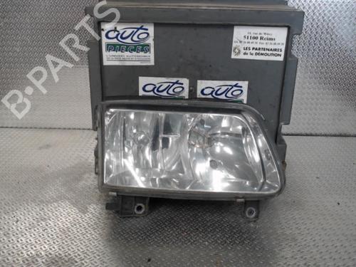 Used Right headlight Right headlight VW POLO (6N2) 1.4 TDI (75 hp) 24071701 24071701