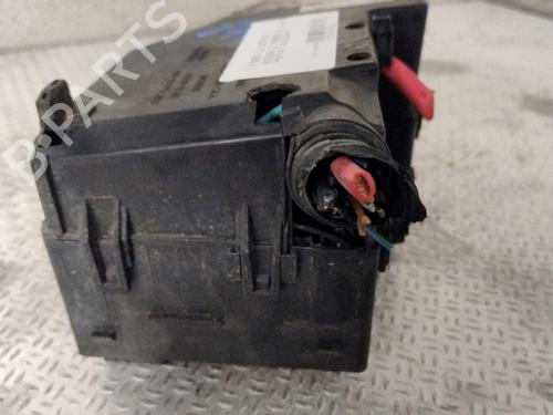 Used Fuse box Fuse box FORD FOCUS II (DA_, HCP, DP) 1.6 TDCi (90 hp) 26534222 26534222
