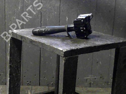 Used Steering column stalk RENAULT CLIO II (BB_, CB_) 1.5 dCi (B/C2J) (68 hp) 24064820