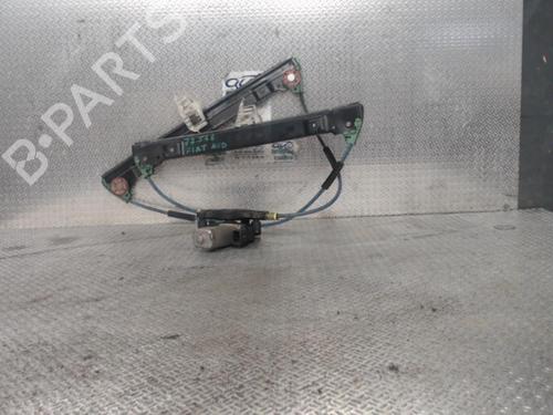 Used Front right window mechanism Front right window mechanism FIAT STILO (192_) 1.9 JTD (192_XF1A) (80 hp) 24085068 24085068