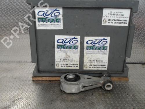 Used Engine mount RENAULT MEGANE III Hatchback (BZ0/1_, B3_) 1.5 dCi (BZ09, BZ0D, BZ1W, BZ29, BZ14) (110 hp) 24071061