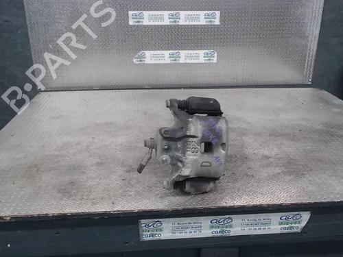 Used Right front brake caliper Right front brake caliper NISSAN JUKE (F15) 1.2 DIG-T (115 hp) 24096332 24096332