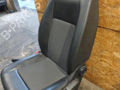Left front seat OPEL VIVARO C Van (K0) 1.5 | BP38640263C15 - Image 3