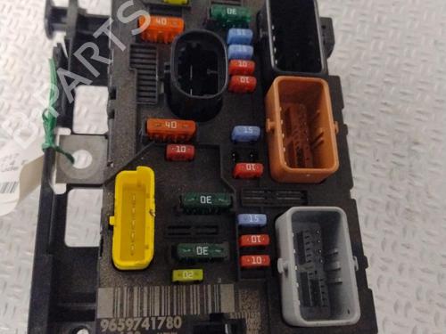 Used Fuse box CITROËN C3 I (FC_, FN_) 1.4 i (73 hp) 30483217
