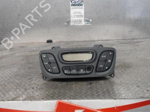 Used Climate control Climate control HYUNDAI SANTA FÉ I (SM) 2.0 CRDi 4x4 (113 hp) 24085400 24085400