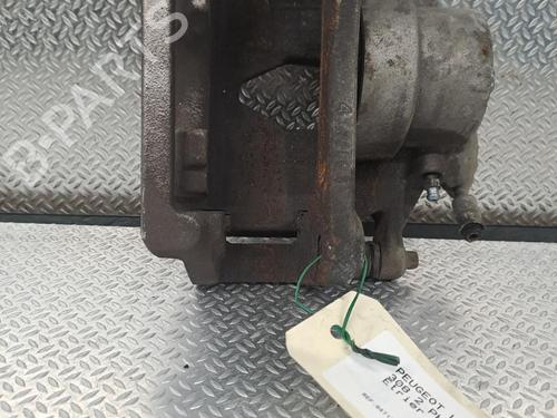 Used Right front brake caliper PEUGEOT 308 II (LB_, LP_, LW_, LH_, L3_) 2.0 GT BlueHDi 180 (181 hp) 24101940