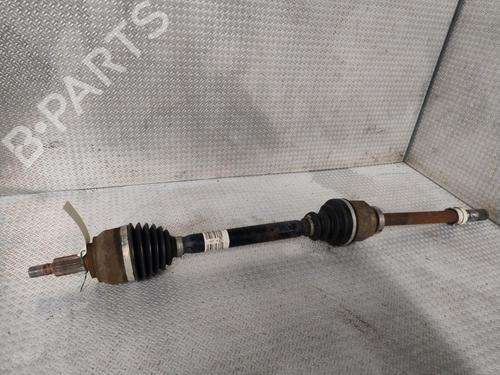 Used Right front driveshaft Right front driveshaft RENAULT LAGUNA III Grandtour (KT0/1) 2.0 dCi (KT07, KT0J, KT14, KT1A, KT1S) (131 hp) 31819513 31819513