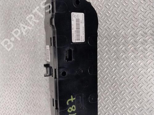 Used Climate control RENAULT ZOE (BFM_) ZOE (92 hp) 30556697