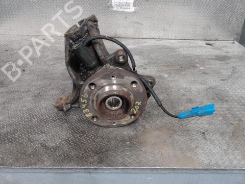 Used Right front steering knuckle PEUGEOT 207 (WA_, WC_) 1.4 HDi (68 hp) 24093437
