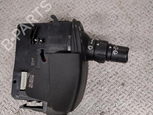 Used Steering column stalk Steering column stalk RENAULT CLIO III (BR0/1, CR0/1) 1.2 16V (BR02, BR0J, BR11, CR02, CR0J, CR11) (75 hp) 33969872 33969872
