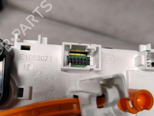 Climate control PEUGEOT 208 I (CA_, CC_) 1.2 VTI 82 | BP28615096I5