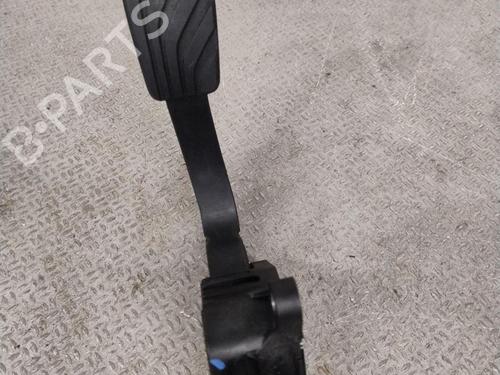 Used Pedal Pedal 37595712 37595712