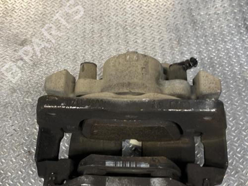 Used Right front brake caliper Right front brake caliper PEUGEOT 3008 II SUV (MC_, MR_, MJ_, M4_) 1.5 BlueHDi 130 (131 hp) 24101587 24101587