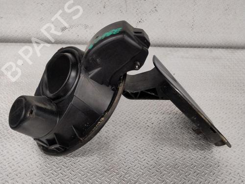 fuel-flap-peugeot-2008-i-cu_-2013-29963366 main image