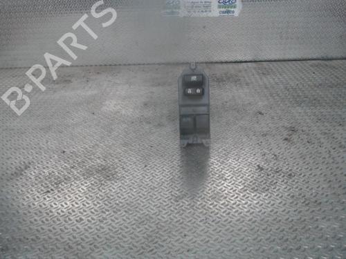 Used Left front window switch TOYOTA YARIS (_P9_) 1.4 D-4D (NLP90_, NLP90R) (90 hp) 24074994