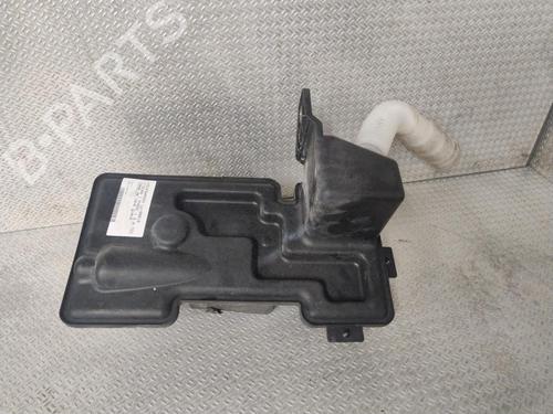 windscreen-washer-tank-vw-tiguan-5n_-2007-2008-2009-2010-2011-2012-2013-2014-2015-2016-2017-2018-30892781 main image