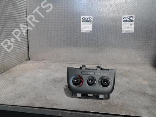 Used Climate control Climate control FIAT PUNTO EVO (199_) 1.3 D Multijet (199AXC1A, 199BXC1A, 199AXT1A, 199BXT1A) (75 hp) 24093021 24093021