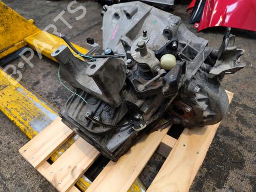 Used Gearbox Gearbox CITROËN C5 III (RD_) 2.0 HDi 140 (RDRHF8, RDRHFA, RDRHA8, RDRHAJ) (140 hp) 32004853 32004853