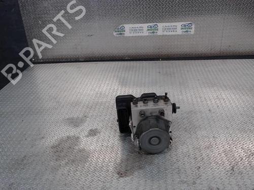 Used ABS pump RENAULT KANGOO Express (FW0/1_) 1.5 dCi 75 (FW07, FW10, FW04) (75 hp) 30484395