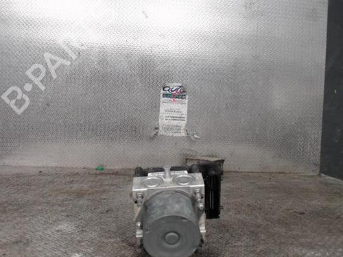 Used ABS pump TOYOTA AYGO (_B1_) 1.0 (KGB10_, KGB10R) (68 hp) 30484061