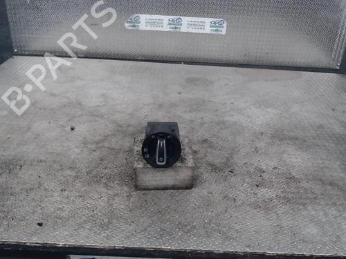 Used Headlight switch Headlight switch VW UP! (121, 122, BL1, BL2, BL3, 123) 1.0 (75 hp) 37596206 37596206
