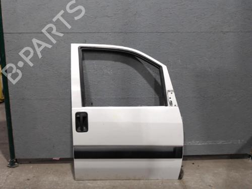 Porta frente direita Porta frente direita FIAT SCUDO Bus (220_) 2.0 JTD (94 hp) 24074593 24074593