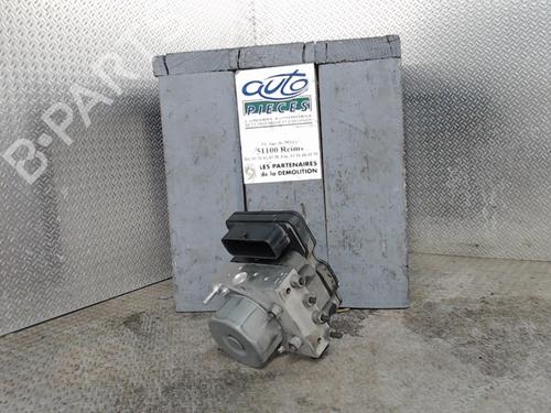 ABS Bremseaggregat RENAULT CLIO IV (BH_) 0.9 TCe 90 (BHNF, BHMA, BHMH, BHJK, BHJR) (90 hp) 30483746